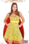 Zafira adora brinquedos