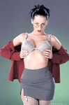 Michelle Wildová, sekretářka coury