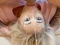 Sky Pierce dyb hals sucking