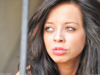 Aurora Monroe, seksi črnolasa punca
