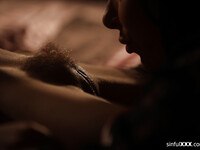 Victoria Summers e lecca sensuale di Tiffany Tatum