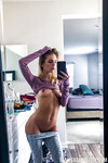 Natalie Knight, velmi sexy blondýnka