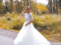 Luxusní dívka Fuckable Bride
