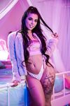 Gina Valentina milovnice búja