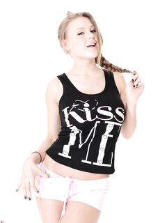 Viola Bailey sexy teenagerka