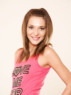 Alexis Brill excita su esposa